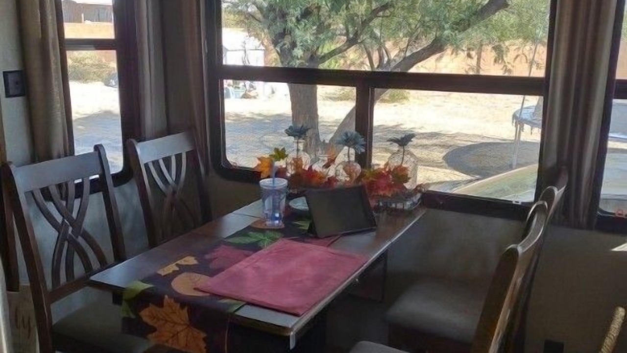Photo of Livingroom in Picture Rocks