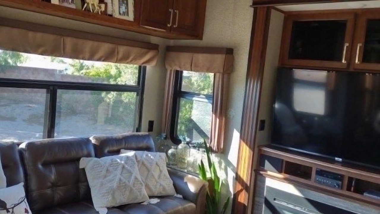 Photo of Bedroom in Picture Rocks