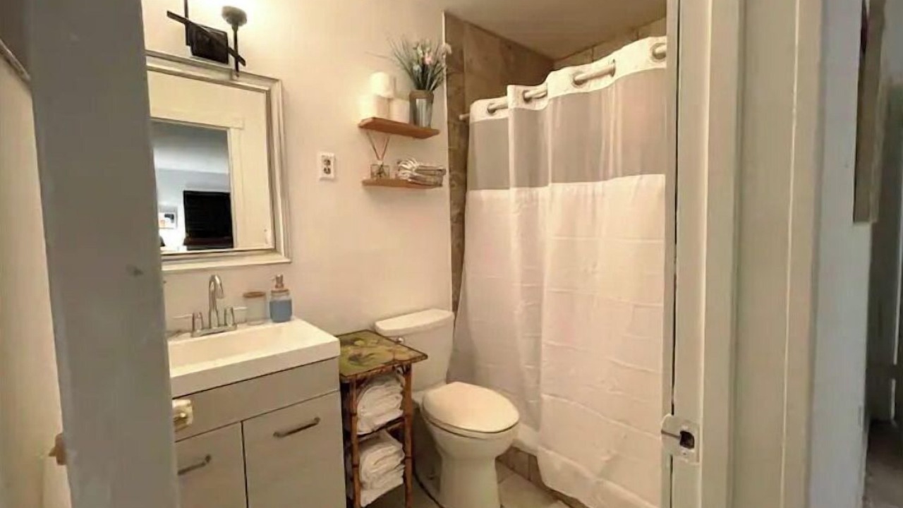 Photo of Bathroom in Ives Estates
