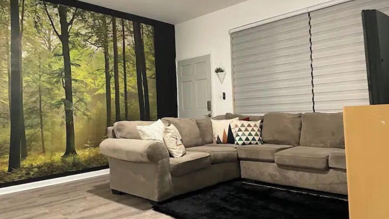Photo of Livingroom in Ives Estates
