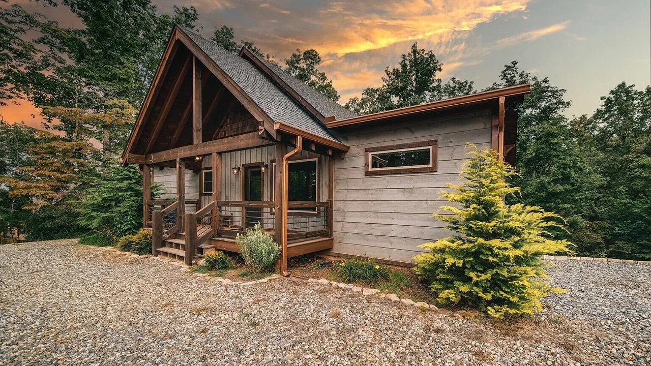 Photo of Outdoor in Morganton