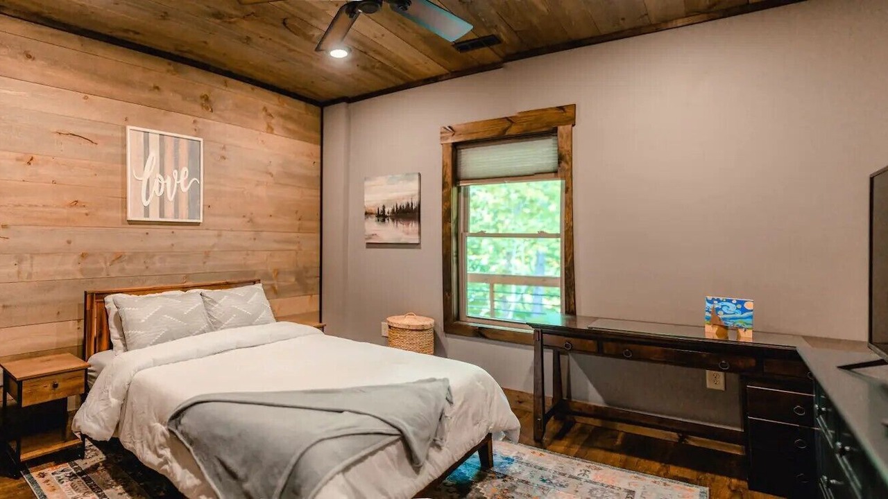 Photo of Bedroom in Morganton