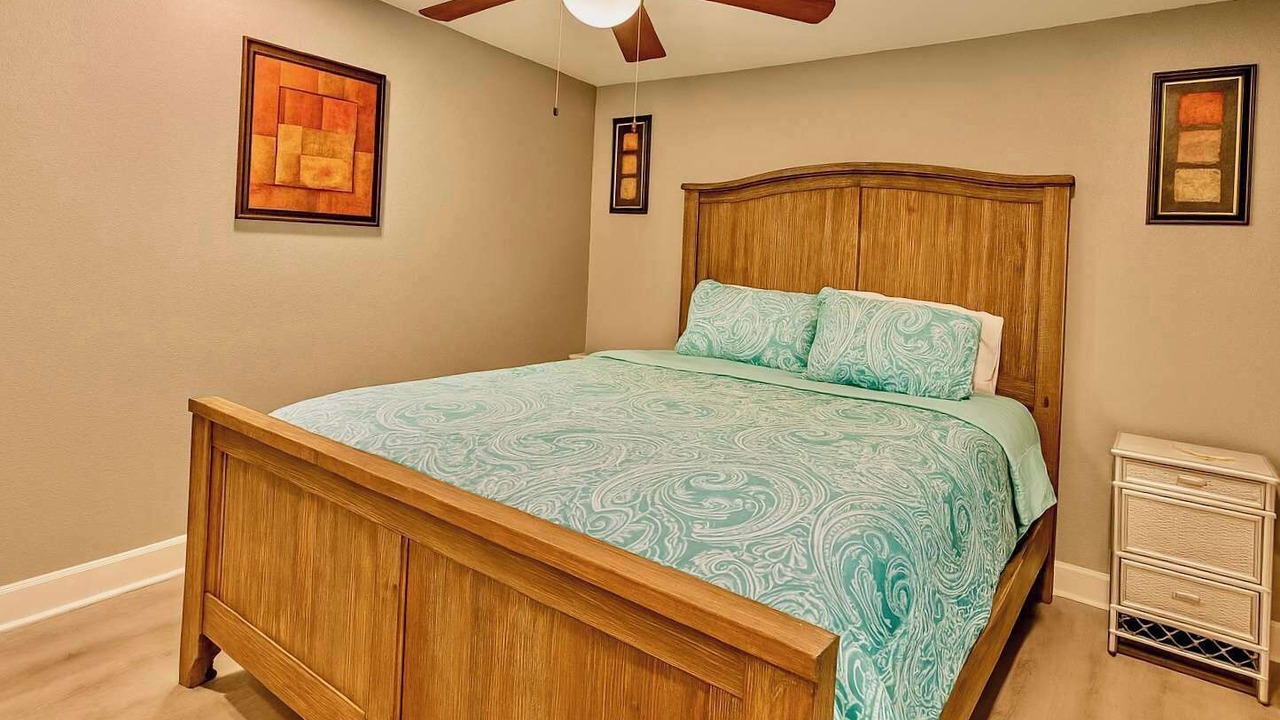 Photo of Bedroom in Shreveport