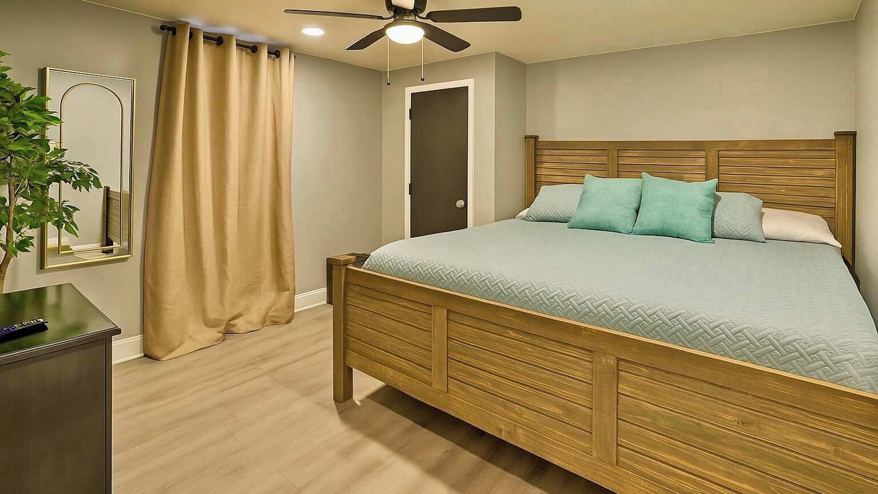 Photo of Bedroom in Shreveport