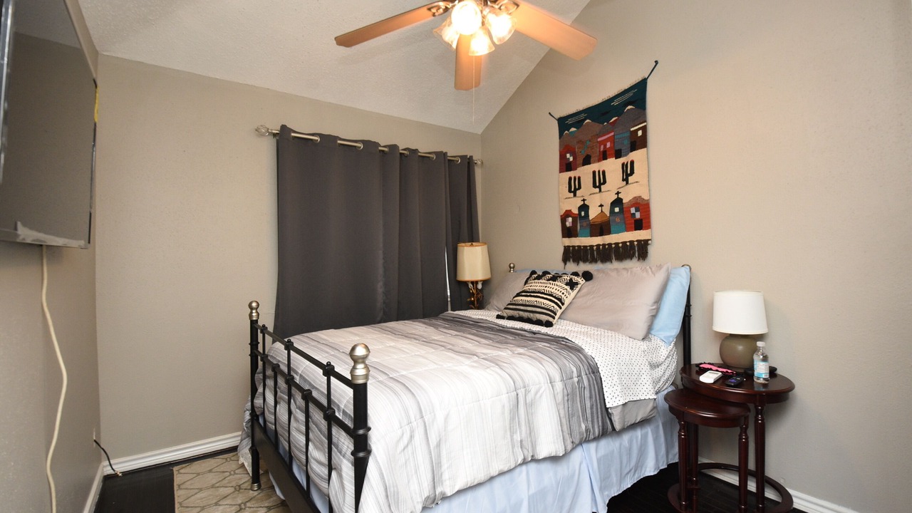 Photo of Bedroom in Atascocita