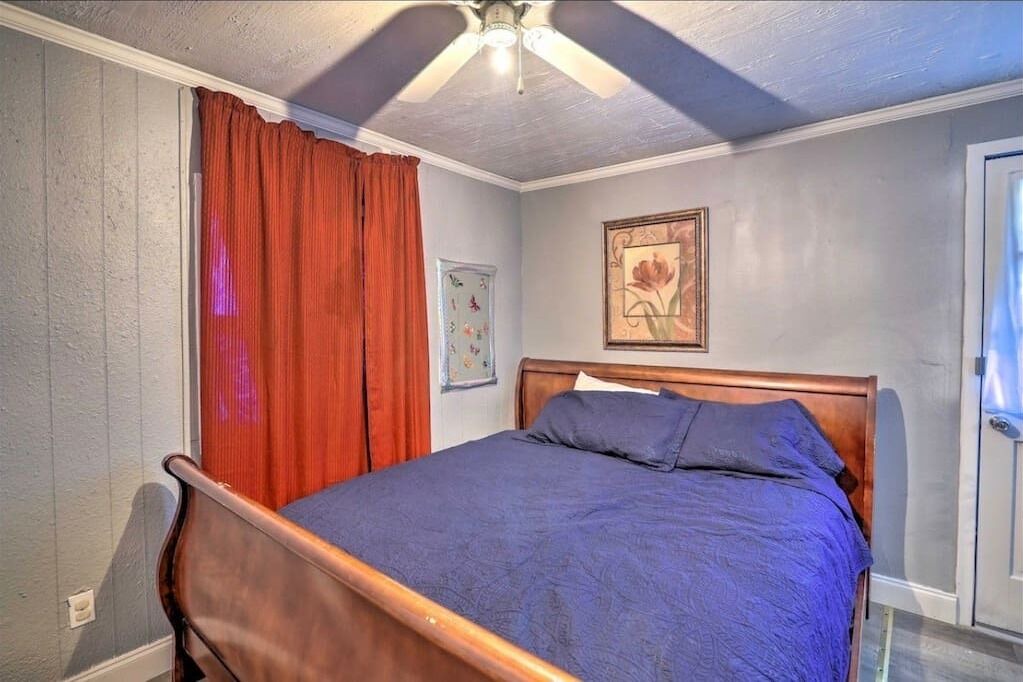 Photo of Bedroom in Broadmoor