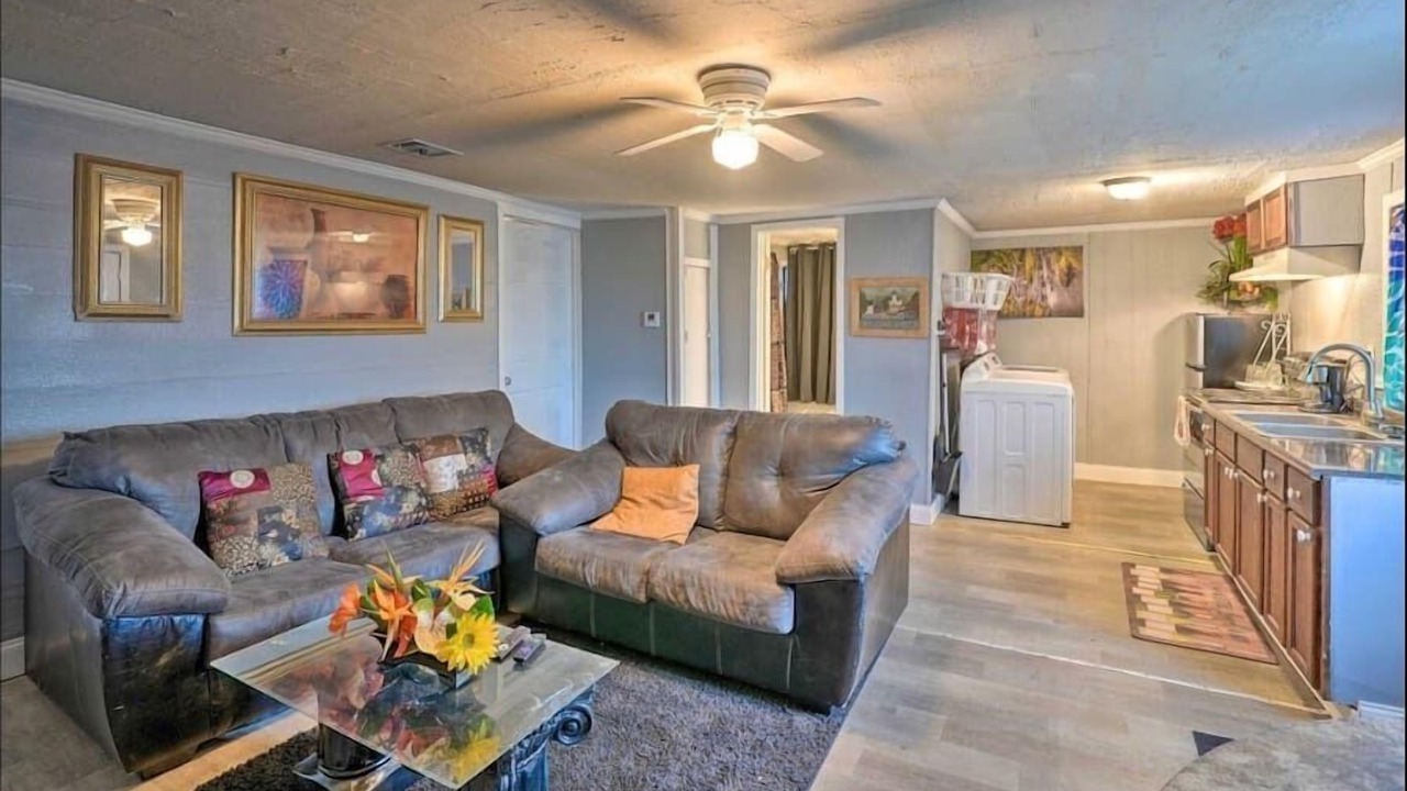 Photo of Livingroom in Broadmoor