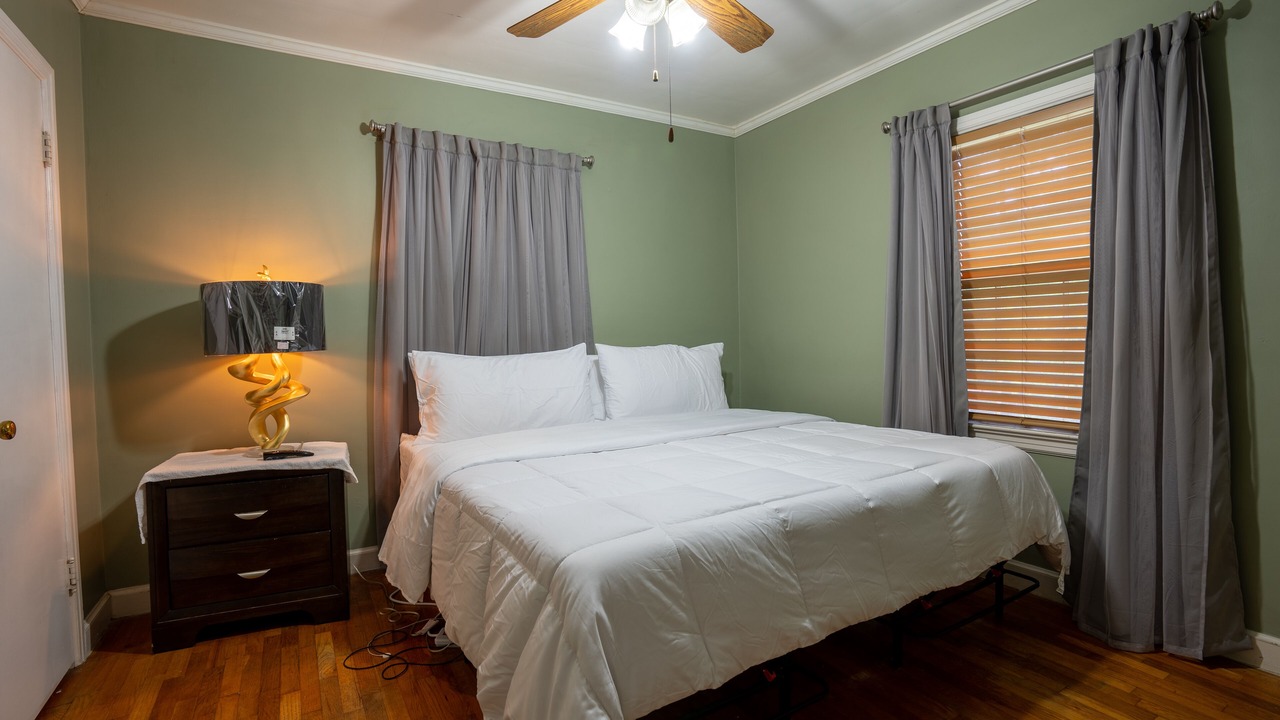 Photo of Bedroom in Anniston