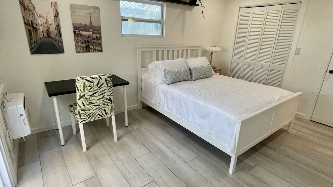 Photo of Bedroom in New Town