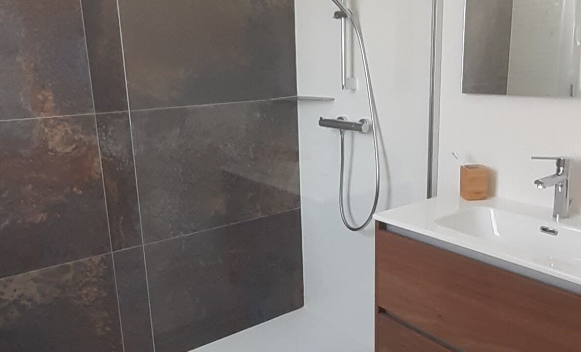 Photo of Bathroom in Saint-Vincent-sur-Jard