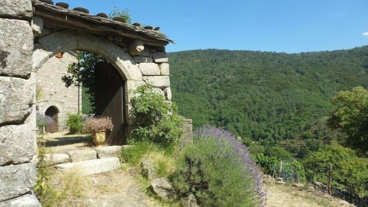 Photo of Outdoor in Pourcharesses
