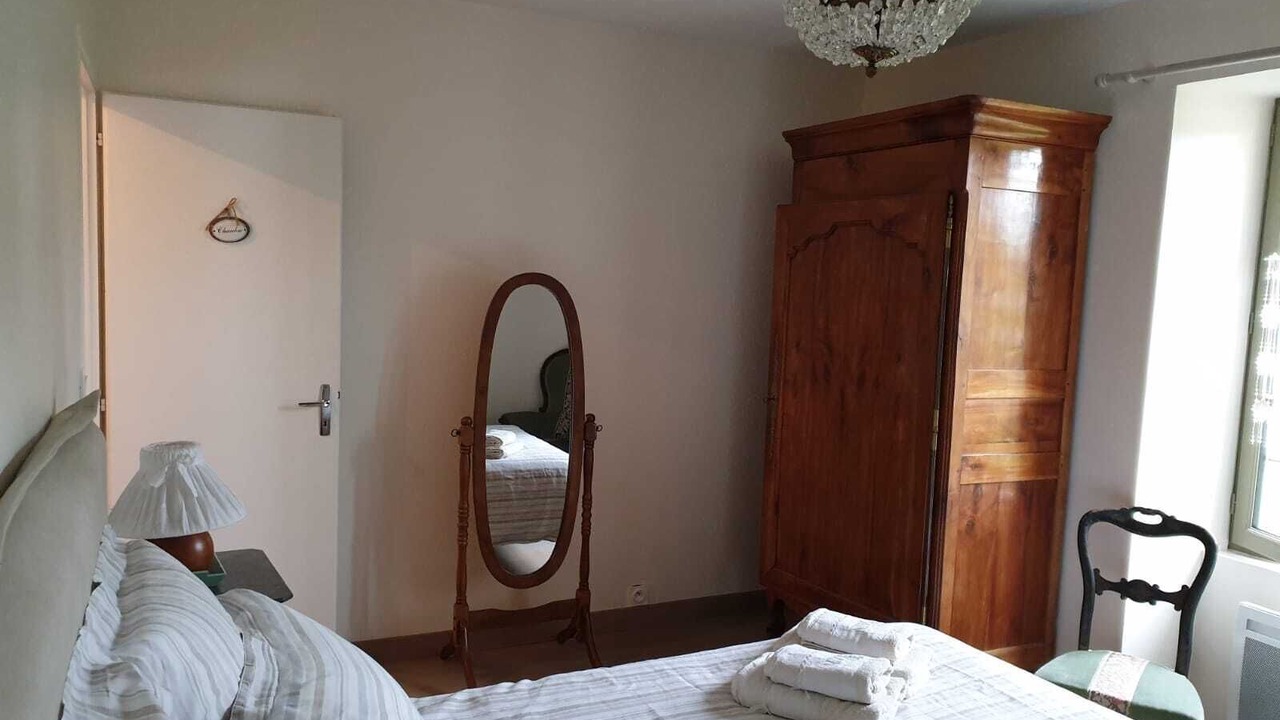 Photo of Bedroom in Mareuil-Sur-Lay-Dissais