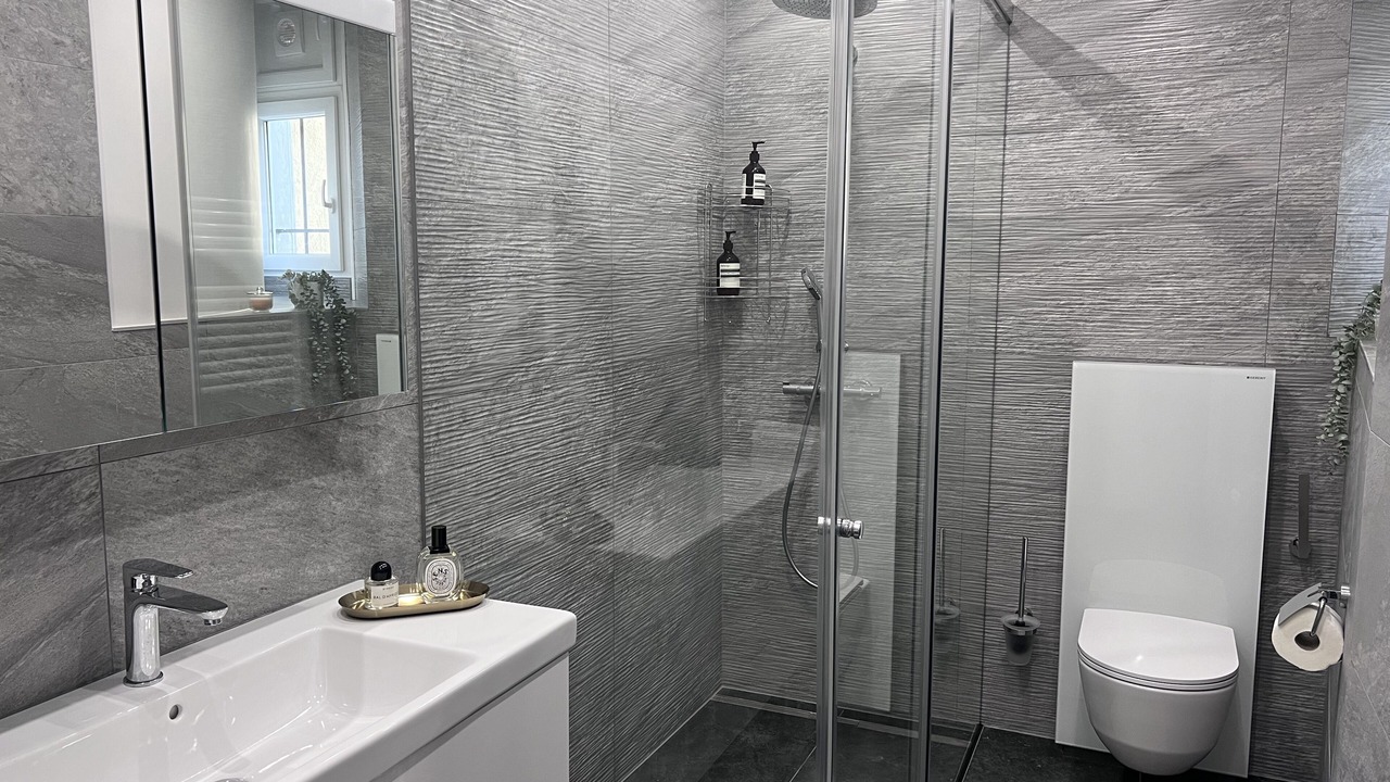 Photo of Bathroom in Montreux City Centre