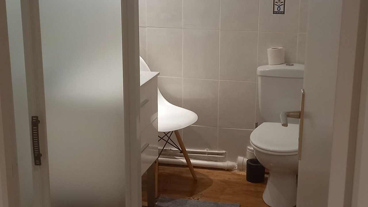 Photo of Bathroom in Woignarue