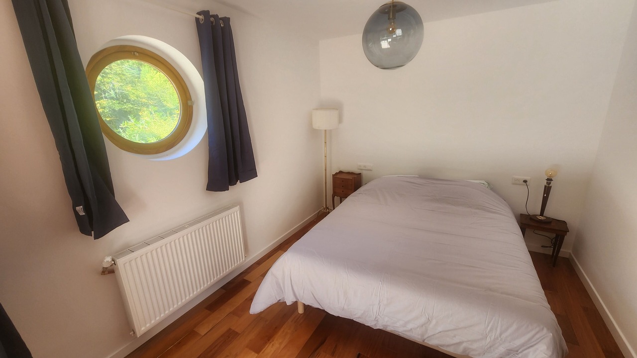 Photo of Bedroom in Joncels