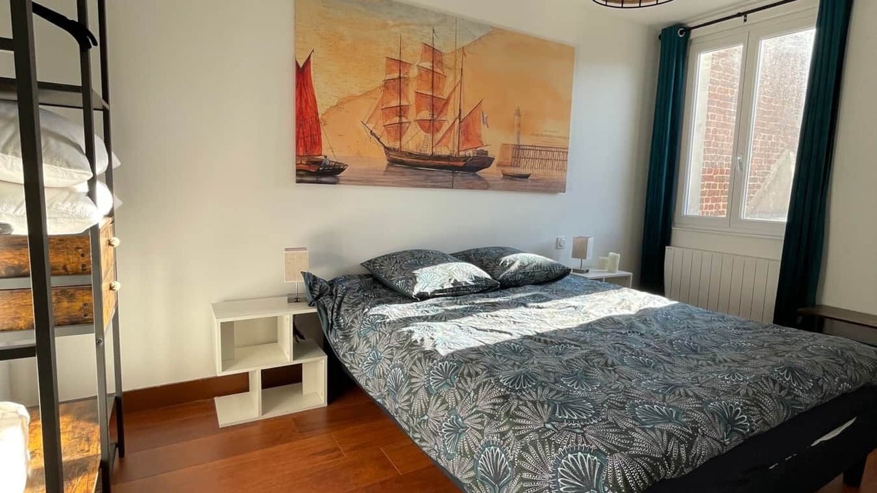 Photo of Bedroom in Fecamp