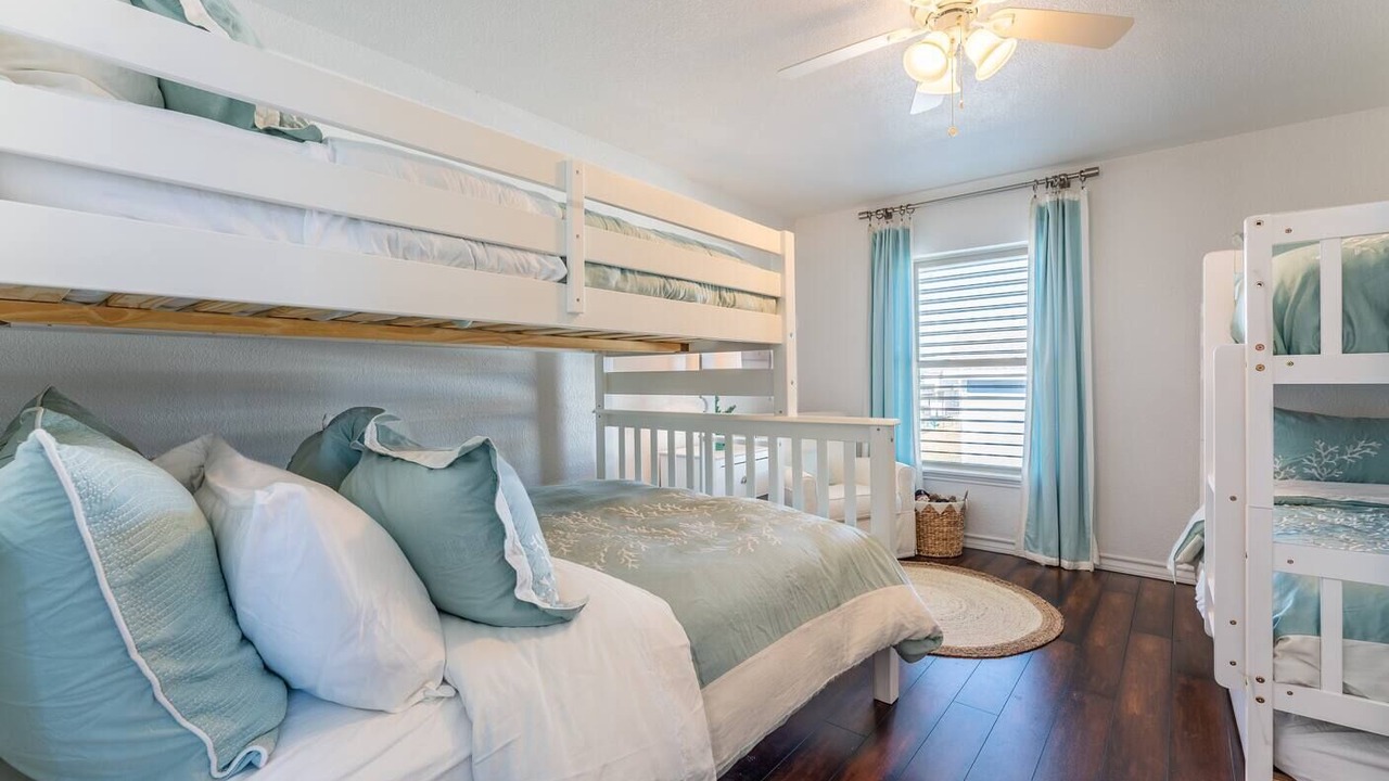 Photo of Bedroom in Galveston