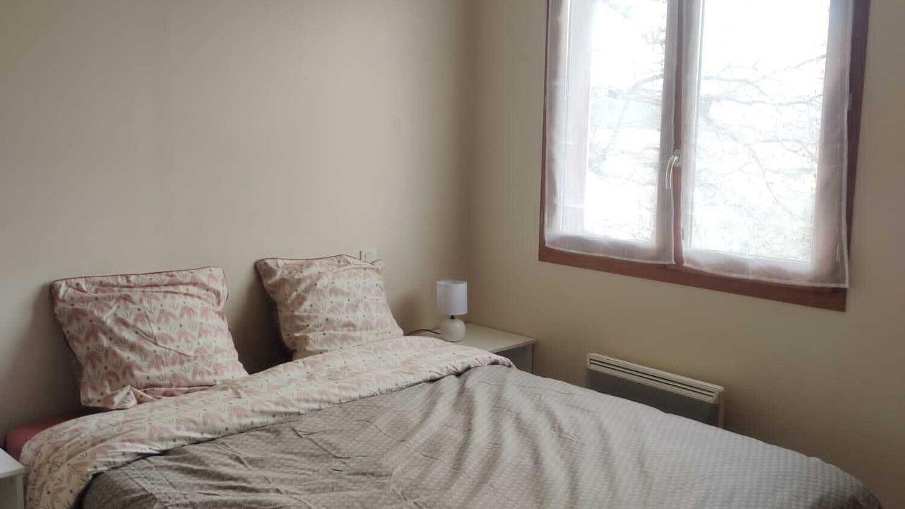 Photo of Bedroom in Lachapelle-sous-Aubenas