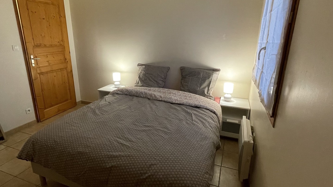 Photo of Bedroom in Lachapelle-sous-Aubenas