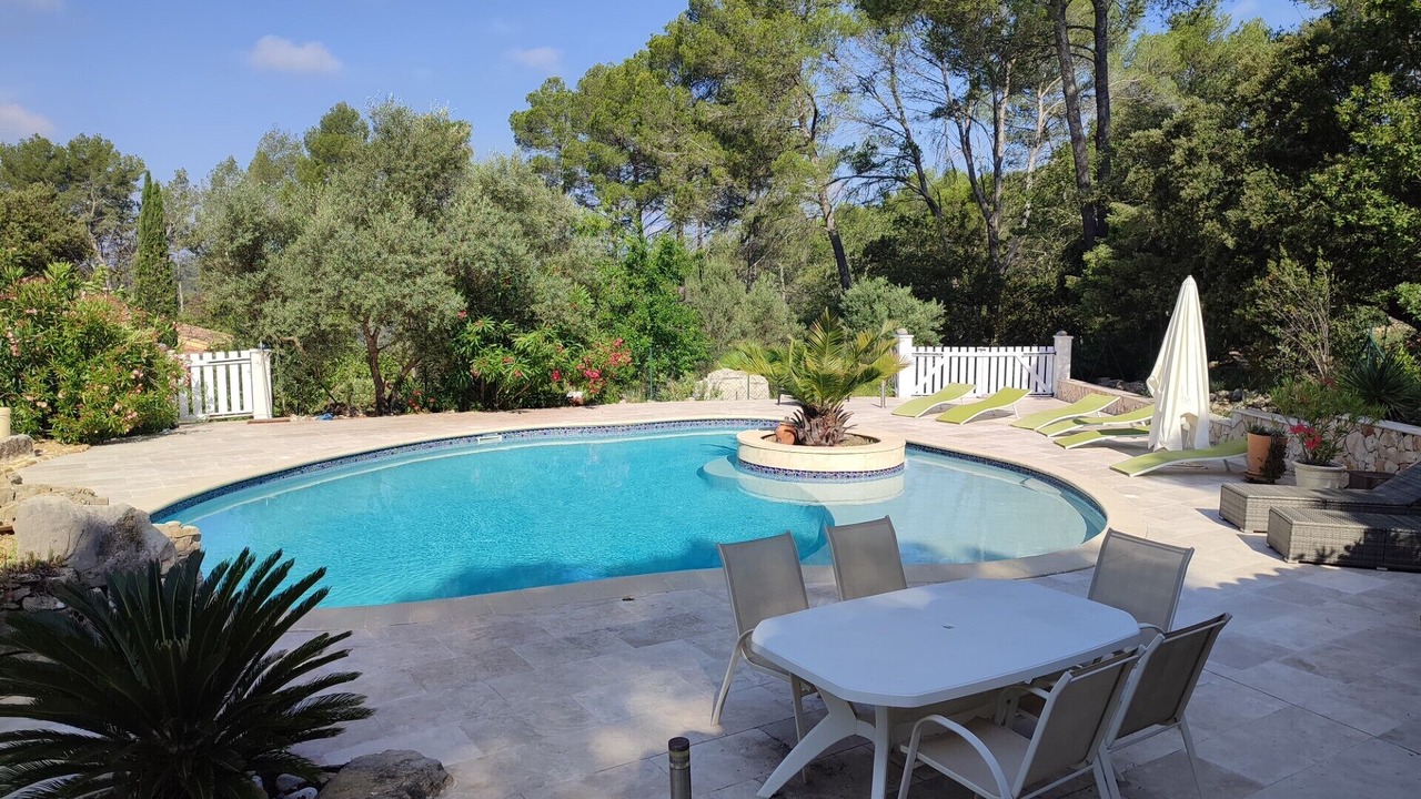 Photo of Outdoor in Entrecasteaux