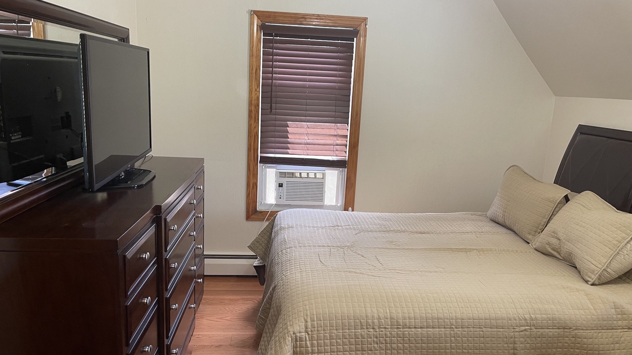 Photo of Bedroom in Vernon