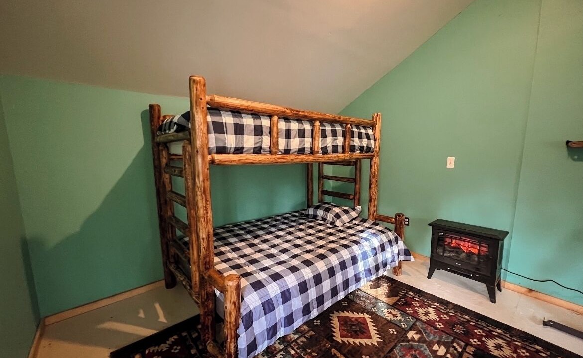 Photo of Bedroom in Kalkaska