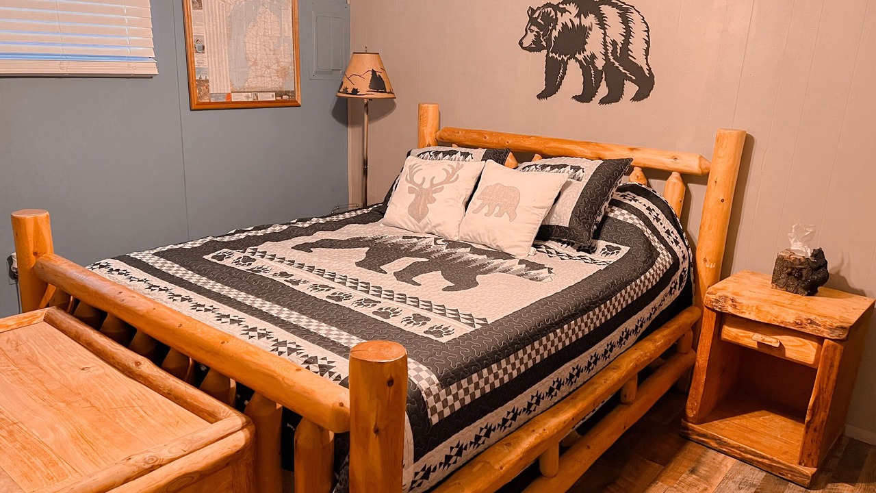 Photo of Bedroom in Kalkaska