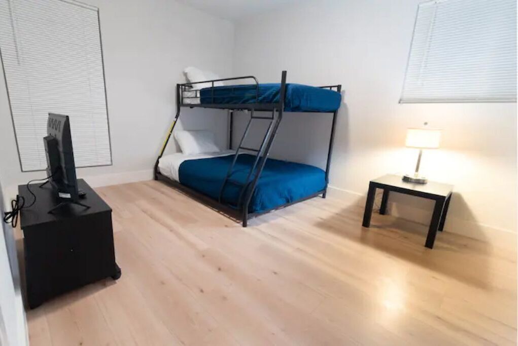 Photo of Bedroom in North Austin Civic Association