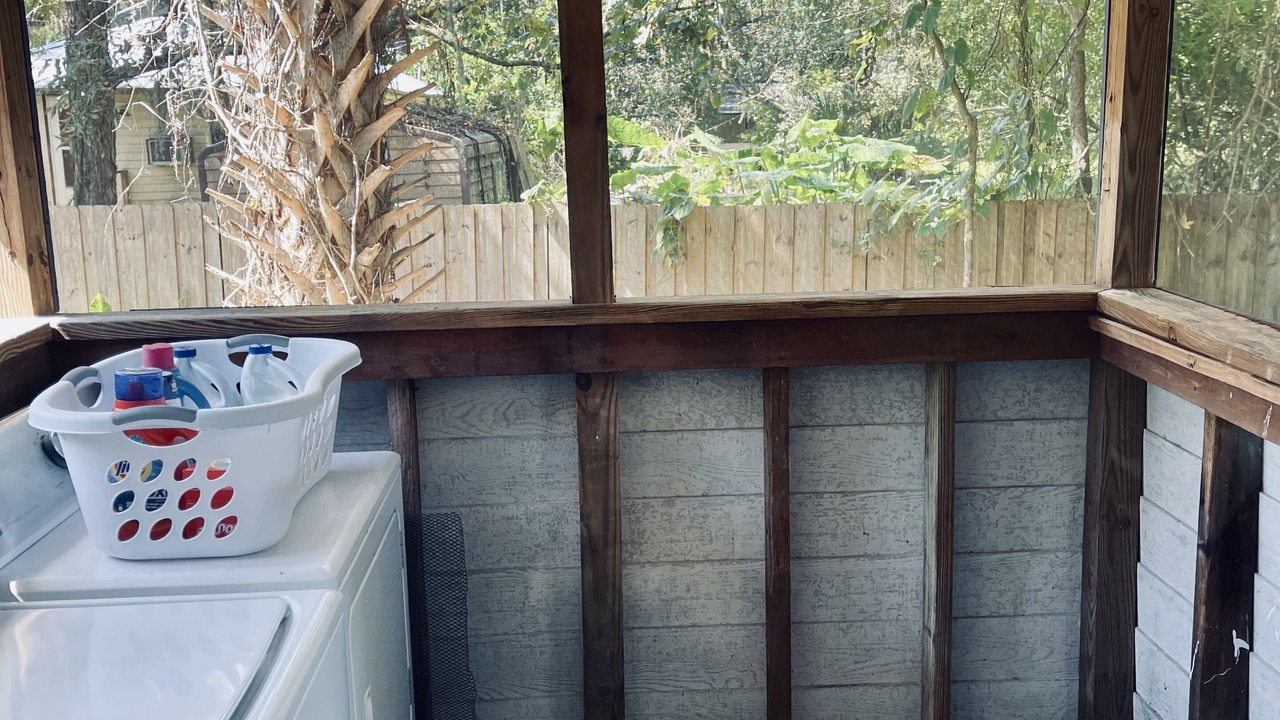 Photo of Others in Micanopy