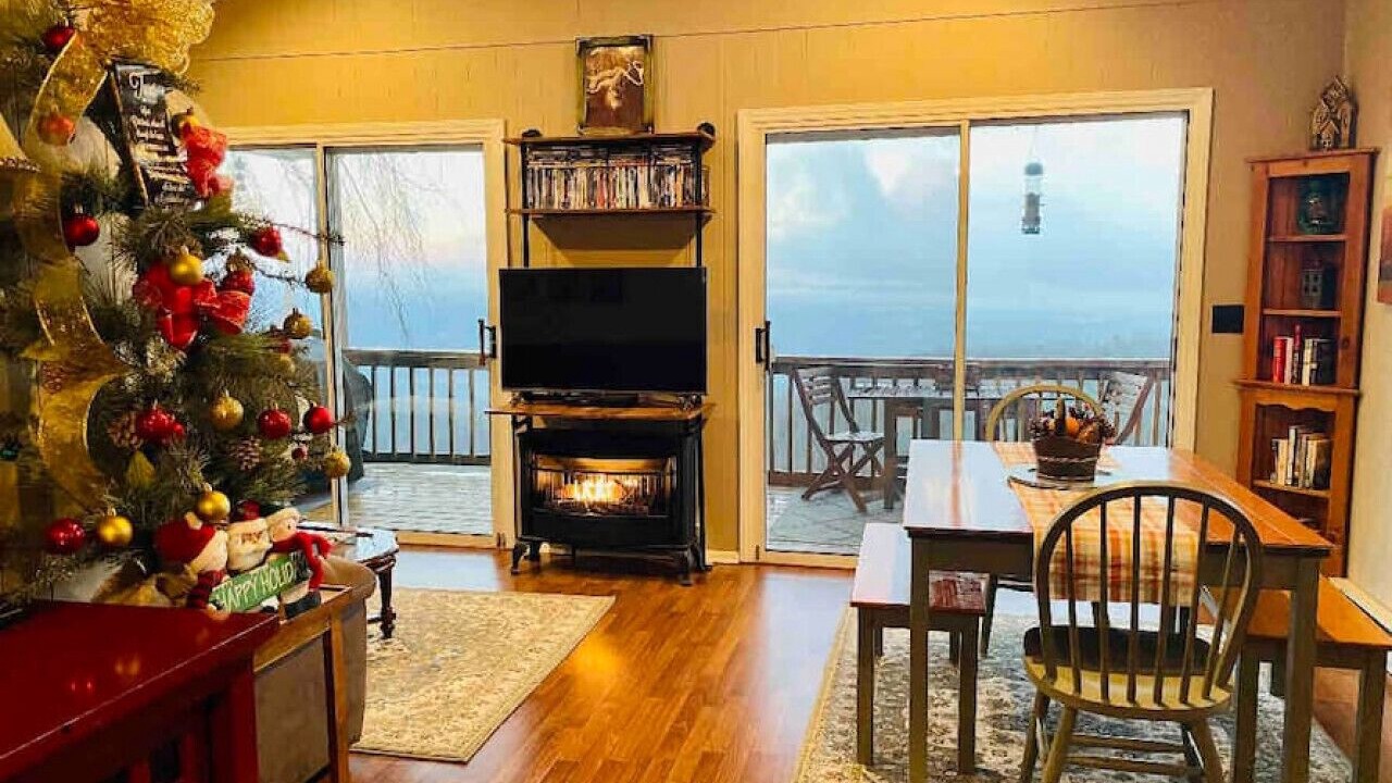 Photo of Livingroom in Fancy Gap