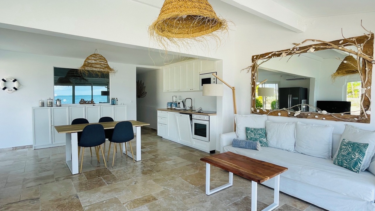 Photo of Livingroom in Nettle Bay