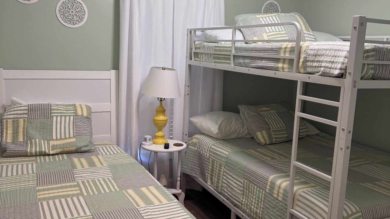 Photo of Bedroom in Cape Carteret