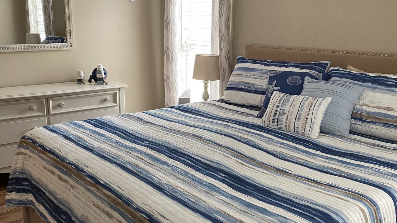 Photo of Bedroom in Cape Carteret