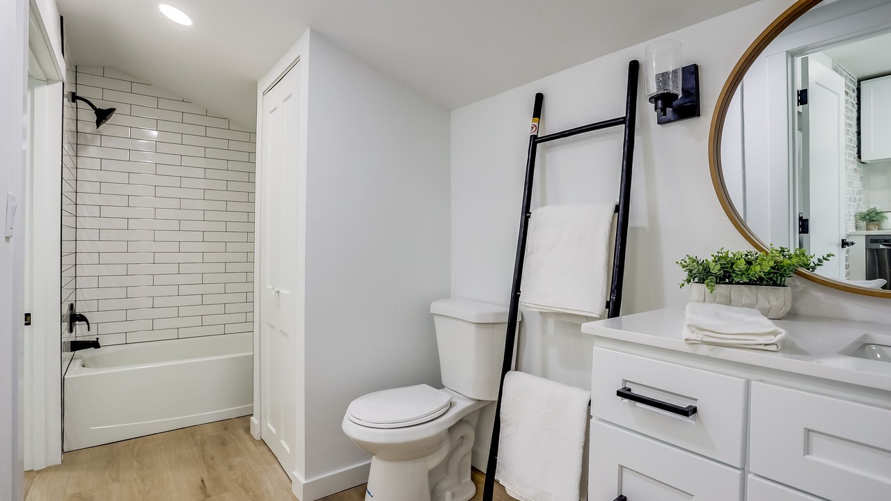 Photo of Bathroom in Alki