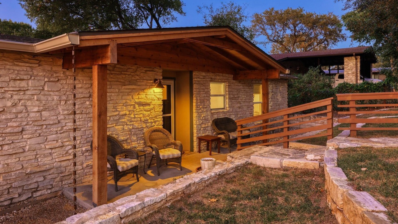 Photo of Patio Balcony in Barton Hills