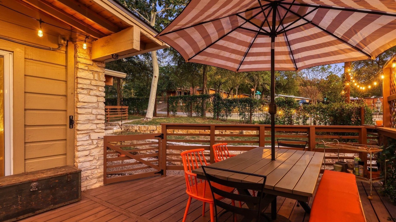 Photo of Outdoor in Barton Hills