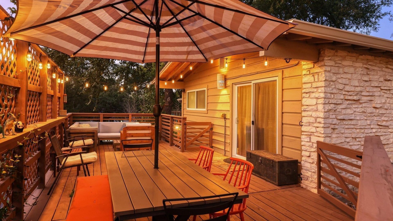 Photo of Outdoor in Barton Hills