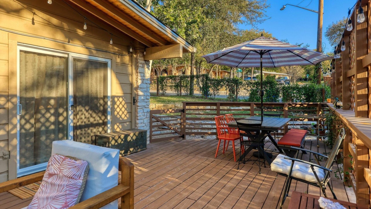 Photo of Outdoor in Barton Hills