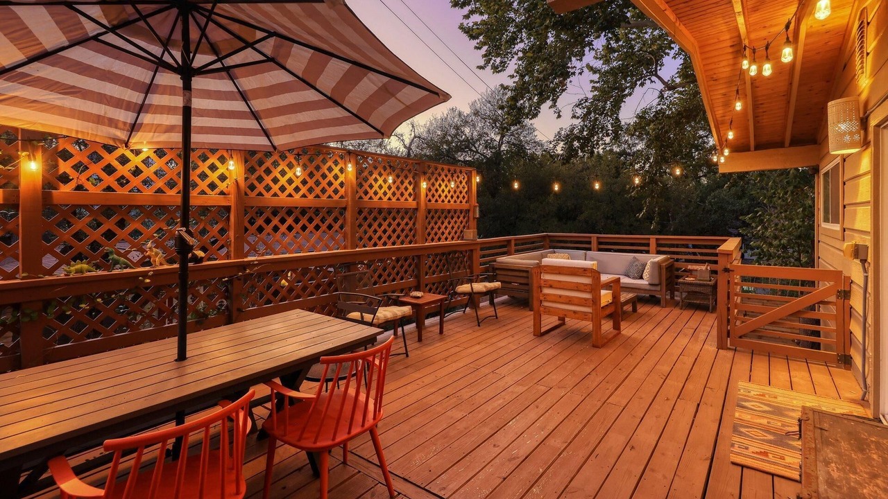 Photo of Outdoor in Barton Hills