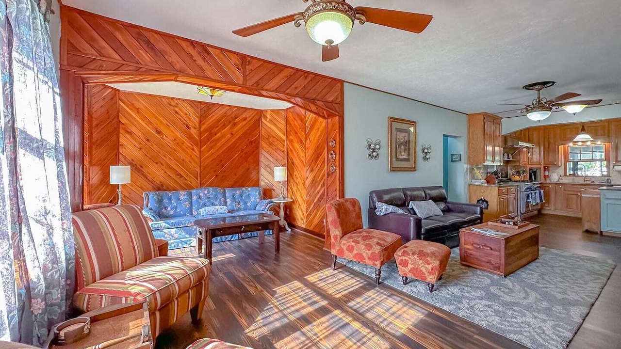 Photo of Bedroom in Tallahassee