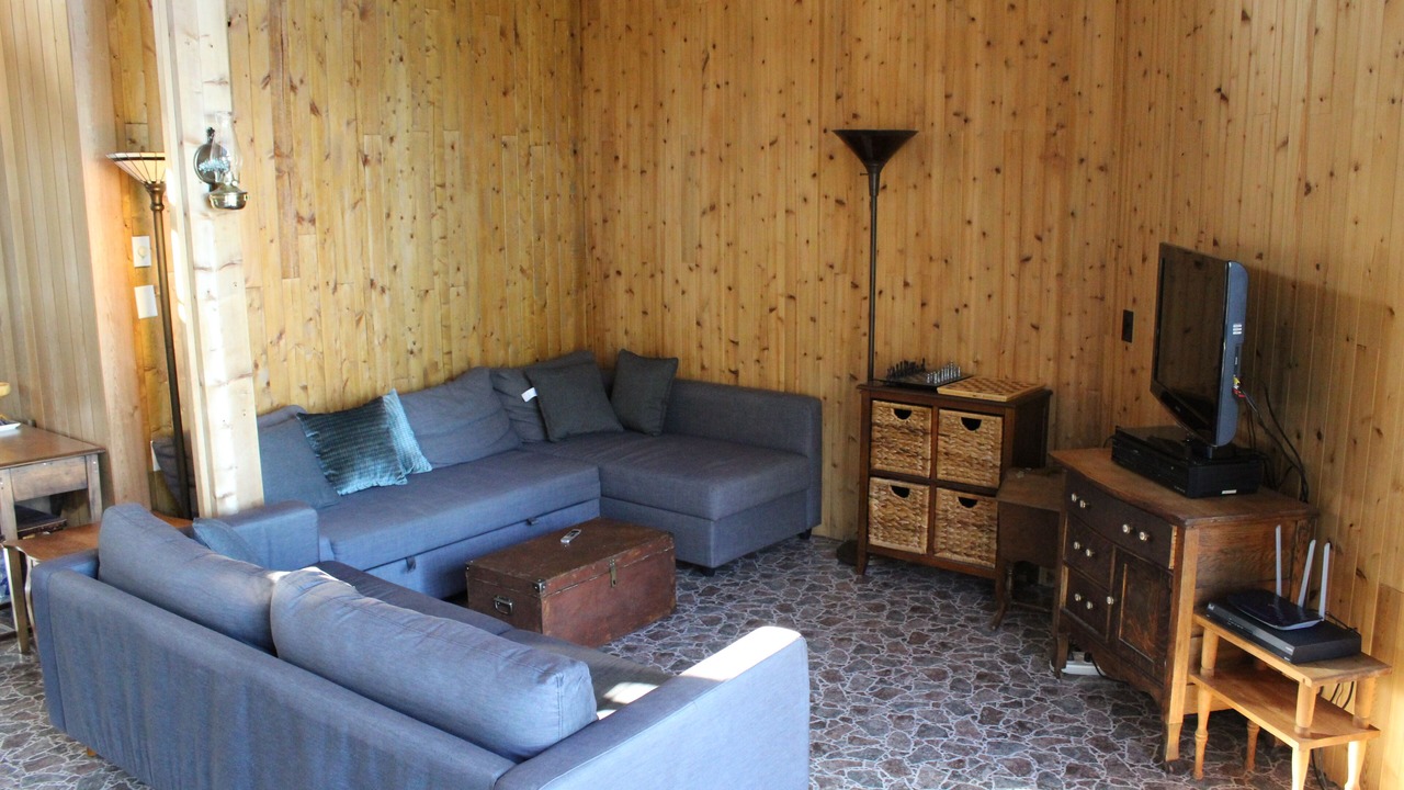 Photo of Livingroom in West Grey