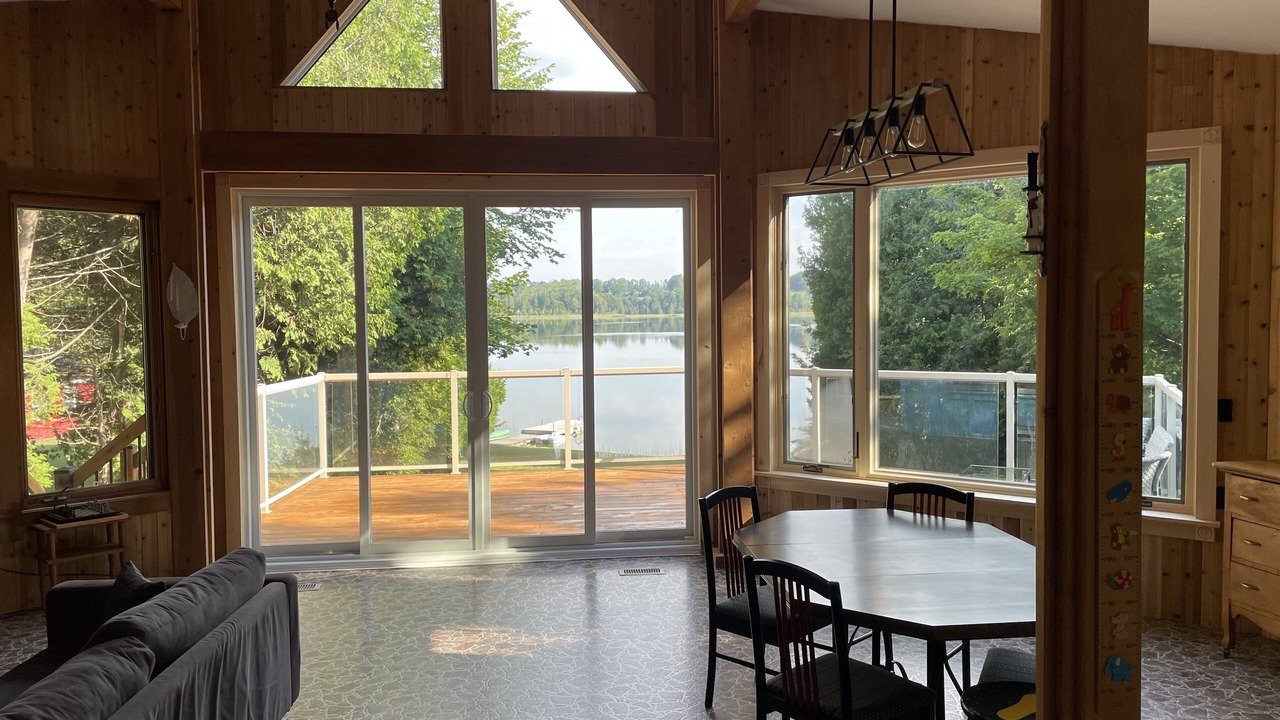 Photo of Livingroom in West Grey