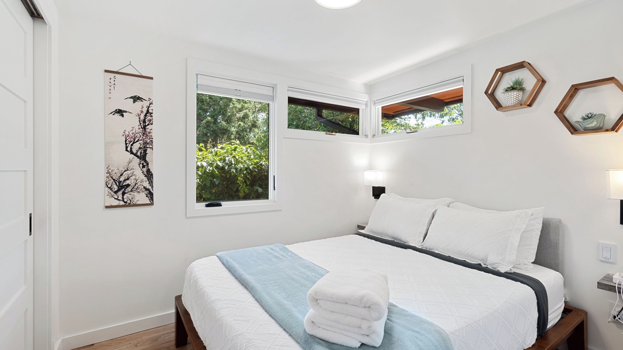 Photo of Bedroom in Old North End