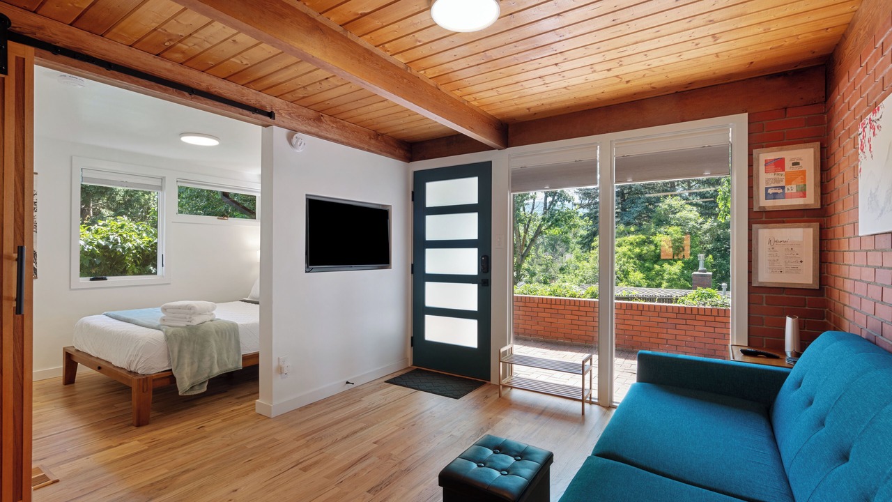 Photo of Bedroom in Old North End