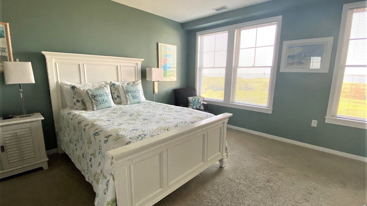Photo of Bedroom in Sandbridge