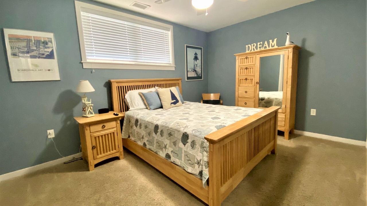 Photo of Bedroom in Sandbridge