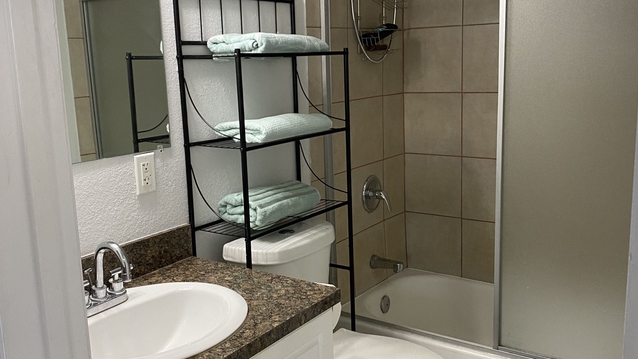Photo of Bathroom in Carol City
