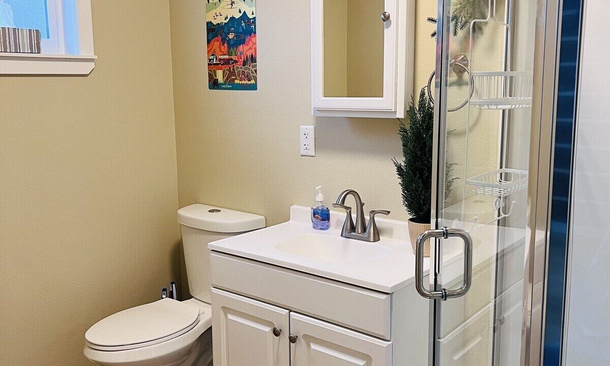 Photo of Bathroom in Southeast Salem