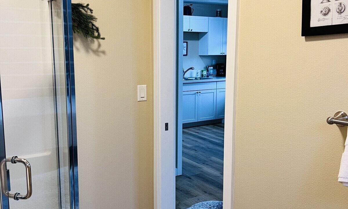 Photo of Others in Southeast Salem