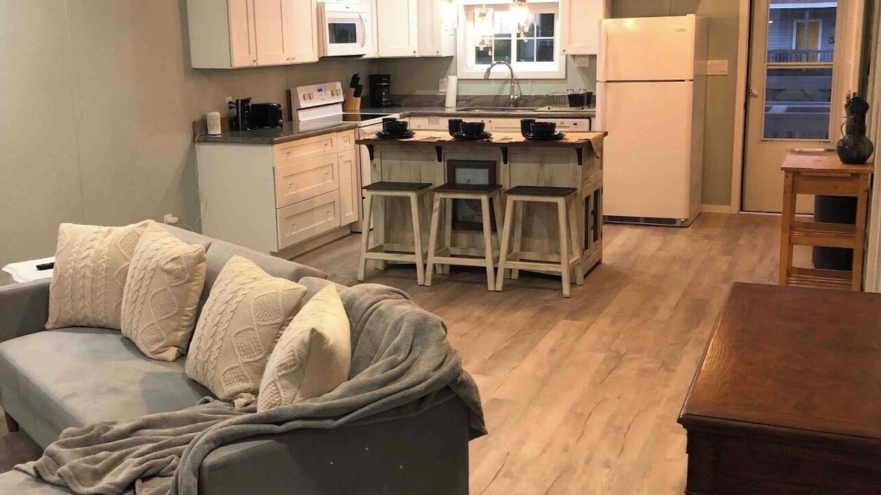 Photo of Livingroom in Lakeview  Jefferson County